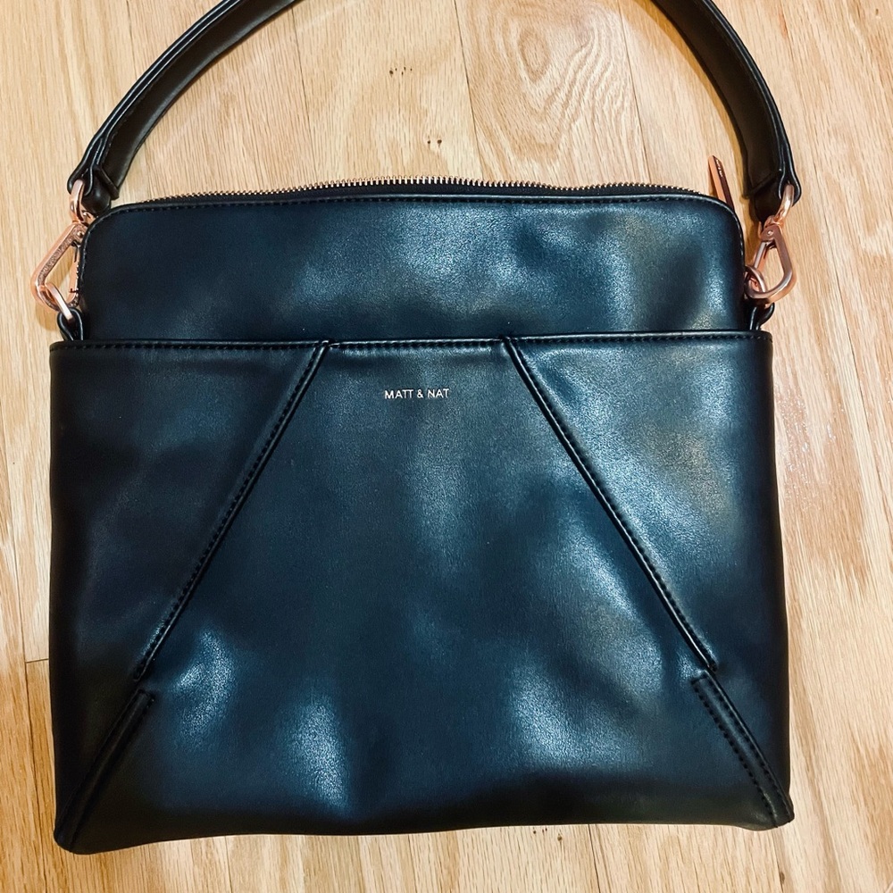 Nearly New Matt & Nat Vegan Handbag